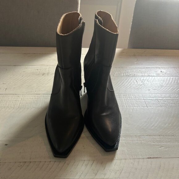 Sister x Soeur Zola Booties - Picture 3 of 5
